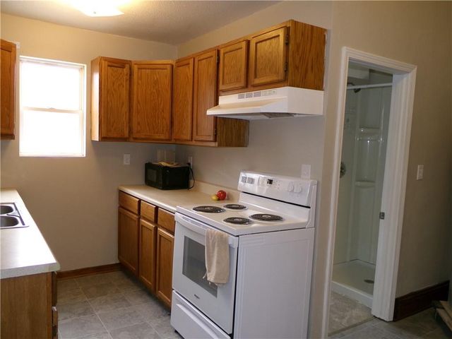 723 Isley Boulevard, Excelsior Springs, MO 64024