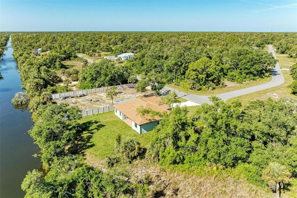 Image 40 of property listing at 756 BOWMAN TERRACE, Port Charlotte, FL 33953