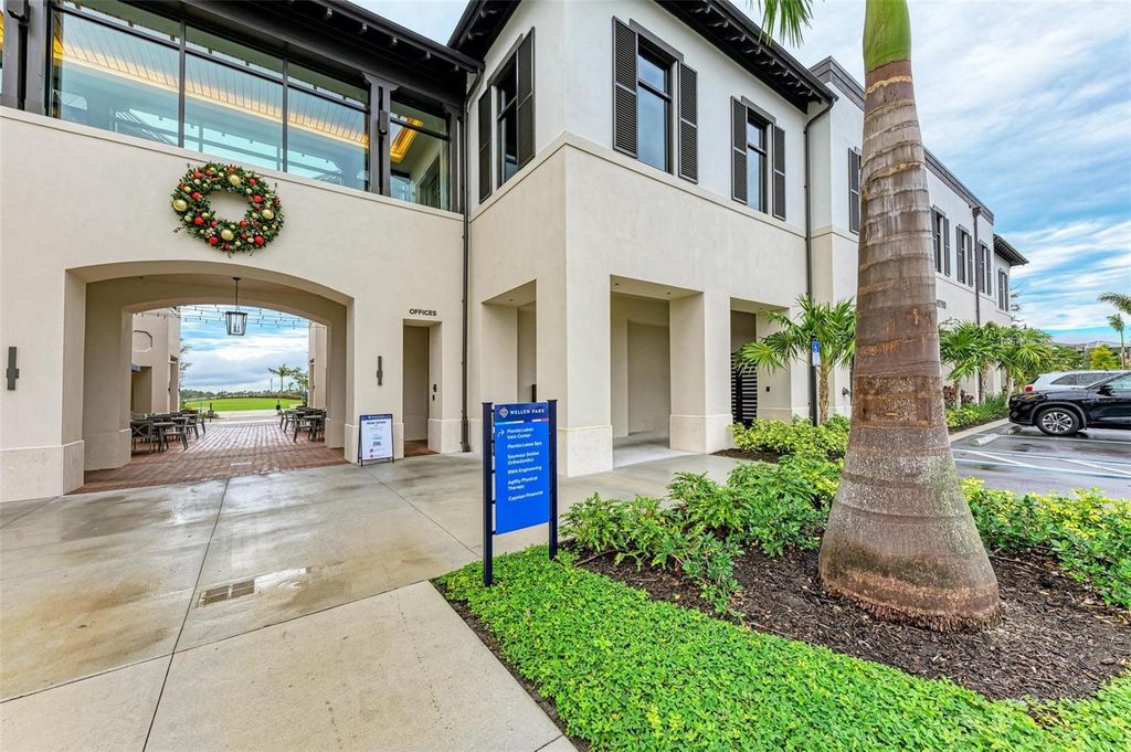 Image 77 of property listing at 756 BOWMAN TERRACE, Port Charlotte, FL 33953