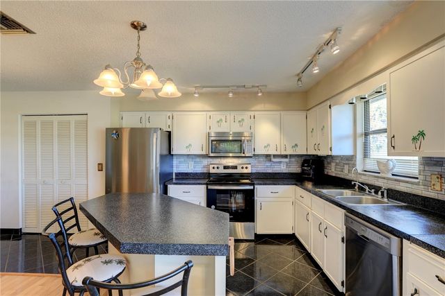 8205 Capewell Court, Sebastian, FL 32958