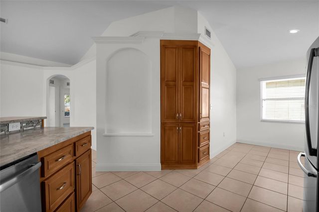 730 TERRANOVA AVENUE, Winter Haven, FL 33884