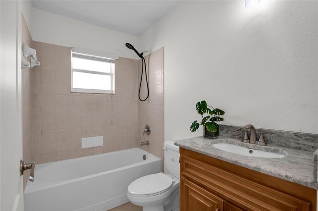 730 TERRANOVA AVENUE, Winter Haven, FL 33884