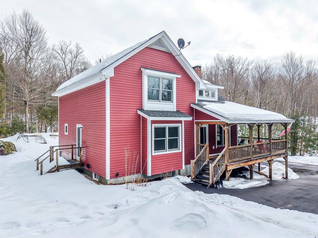24 Cummings Drive, Newbury, NH 03255