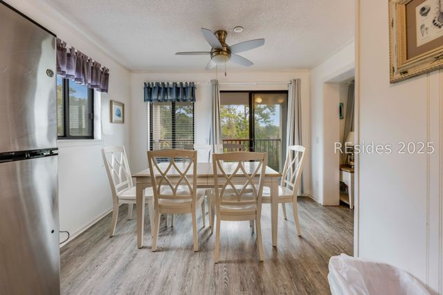 40 Folly Field Road 244, Hilton Head Island, SC 29928