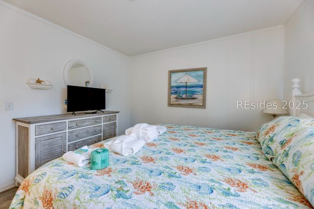 40 Folly Field Road 244, Hilton Head Island, SC 29928