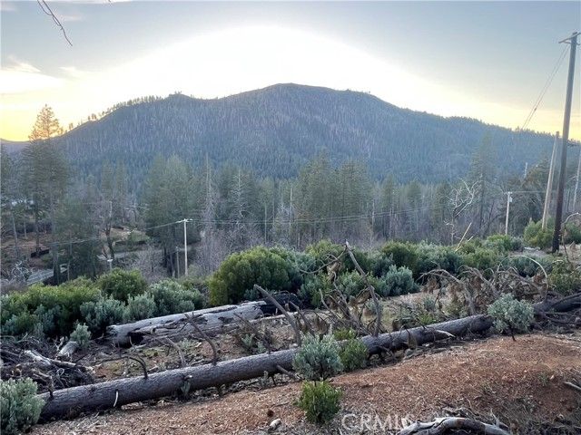 16749 Starview Loop Road, Cobb, CA 95426