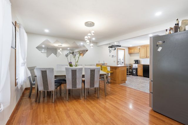 305 Mount Vernon St, Fitchburg, MA 01420