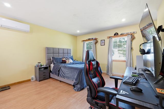305 Mount Vernon St, Fitchburg, MA 01420