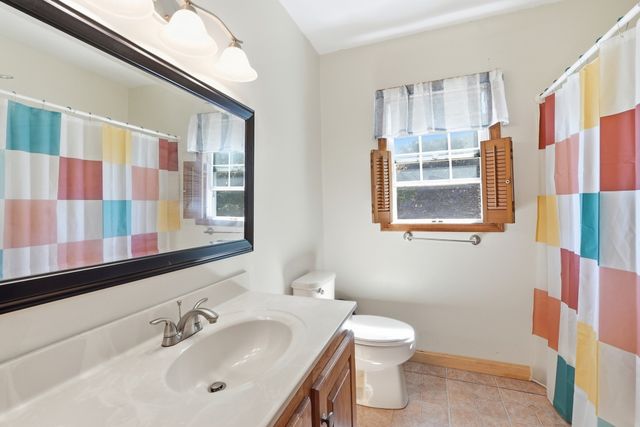 305 Mount Vernon St, Fitchburg, MA 01420