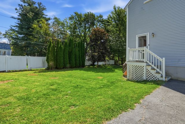 305 Mount Vernon St, Fitchburg, MA 01420