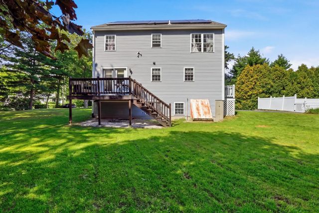 305 Mount Vernon St, Fitchburg, MA 01420