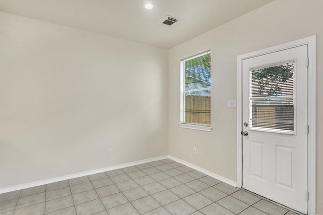 39 Camellia Grove Circle, The Woodlands, TX 77382