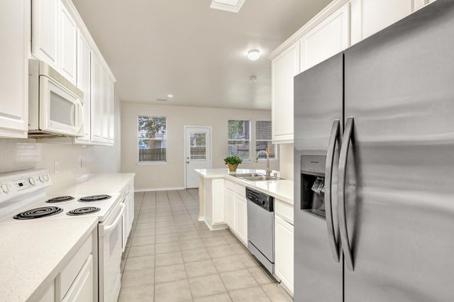 39 Camellia Grove Circle, The Woodlands, TX 77382