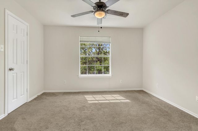 39 Camellia Grove Circle, The Woodlands, TX 77382