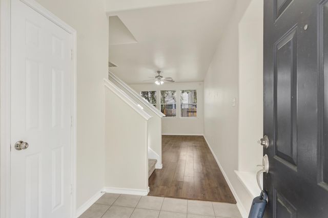 39 Camellia Grove Circle, The Woodlands, TX 77382