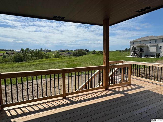21313 Y Street, Elkhorn, NE 68022