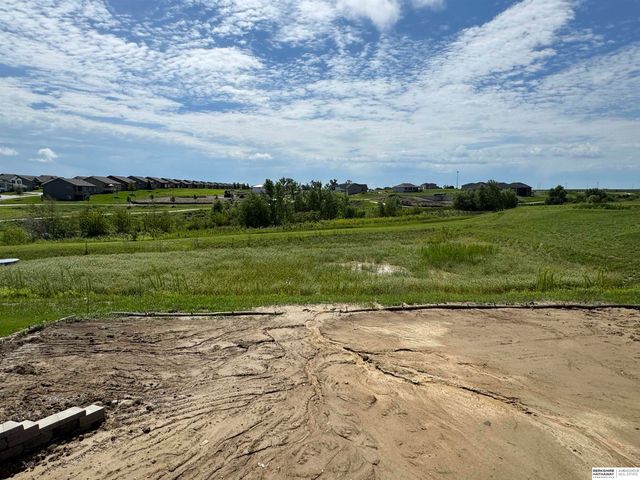 21313 Y Street, Elkhorn, NE 68022