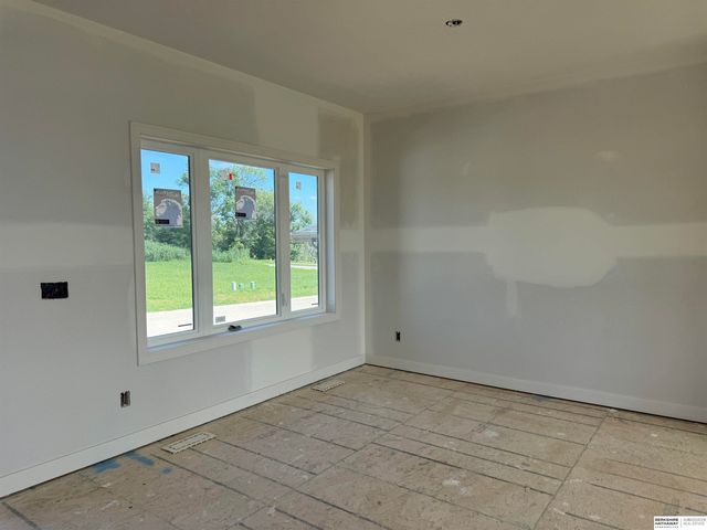21313 Y Street, Elkhorn, NE 68022