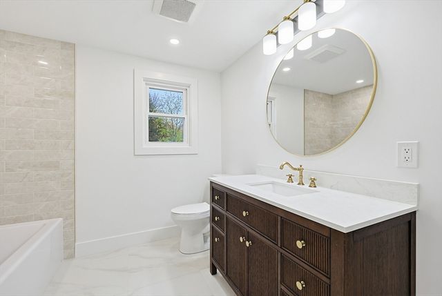 77 Dover Rd, Millis, MA 02054