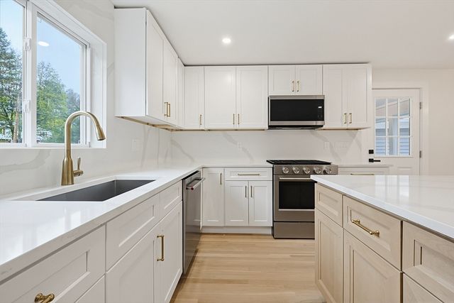 77 Dover Rd, Millis, MA 02054
