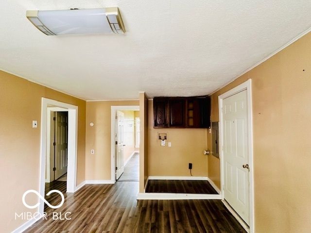 120 W Warren Street, Mitchell, IN 47446