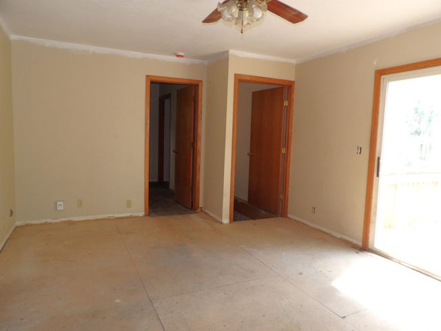 4545 S Oak St.,, Wichita, KS 67217