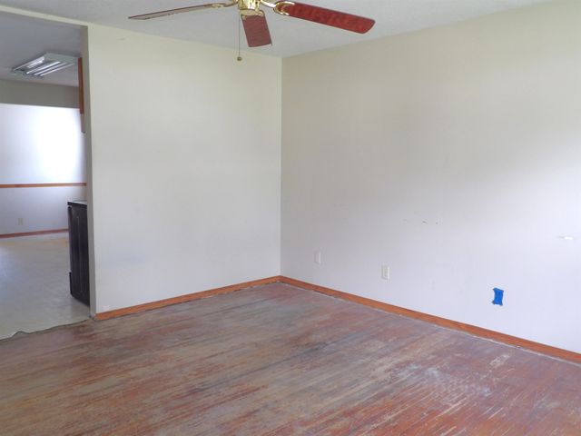 4545 S Oak St.,, Wichita, KS 67217