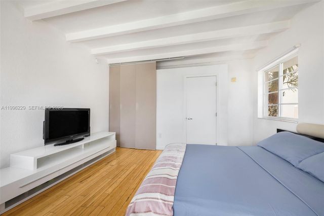 3915 N Meridian Ave 201, Miami Beach, FL 33140