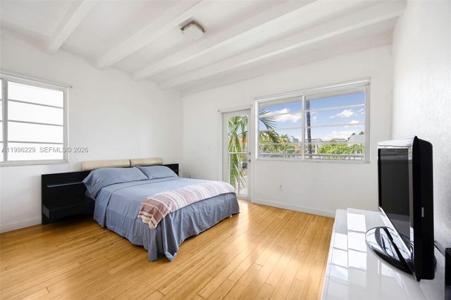 3915 N Meridian Ave 201, Miami Beach, FL 33140