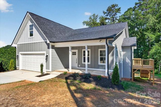 228 Hillside Avenue SW, Concord, NC 28025