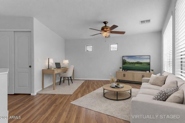 4662 E CHERRY HILLS Drive, Chandler, AZ 85249