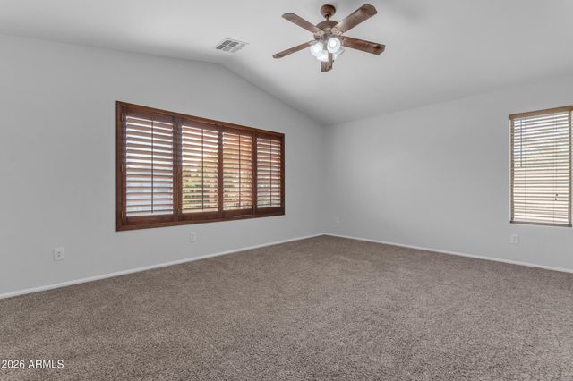 4662 E CHERRY HILLS Drive, Chandler, AZ 85249