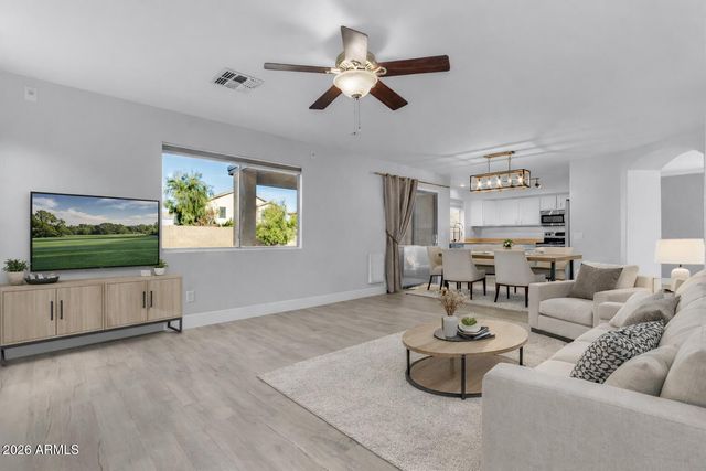4662 E CHERRY HILLS Drive, Chandler, AZ 85249