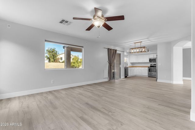4662 E CHERRY HILLS Drive, Chandler, AZ 85249