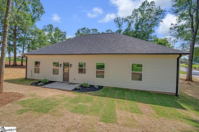 110 Dalton Road, Seneca, SC 29678