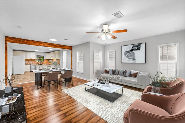 5310 Claremont Street A, Houston, TX 77023