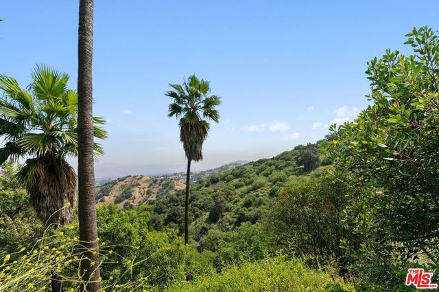 13335 Mulholland Drive, Beverly Hills, CA 90210