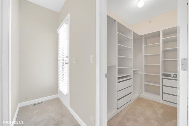 170 N Marion Street 14, Oak Park, IL 60302