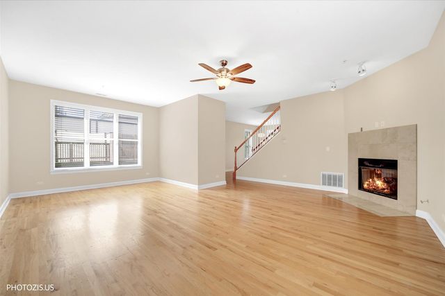 170 N Marion Street 14, Oak Park, IL 60302