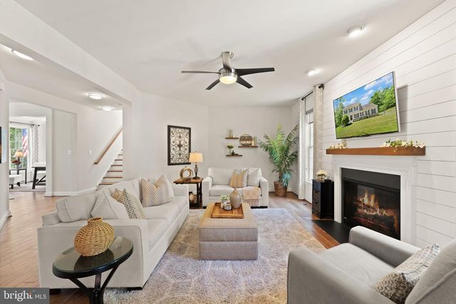 18113 LINDEN GROVE CT, Purcellville, VA 20132