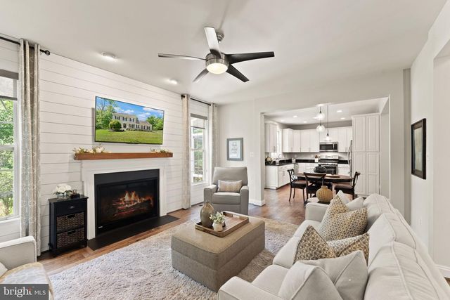 18113 LINDEN GROVE CT, Purcellville, VA 20132