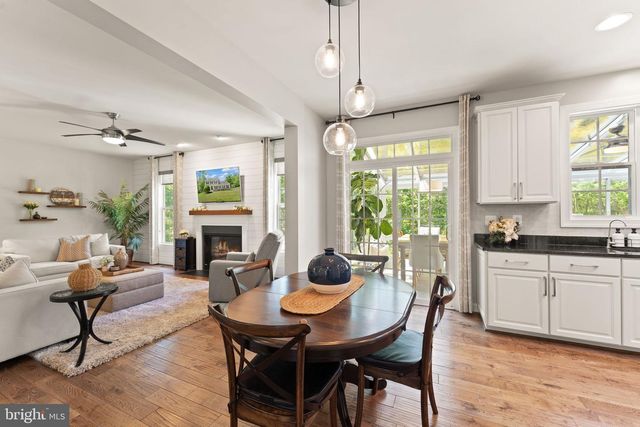 18113 LINDEN GROVE CT, Purcellville, VA 20132