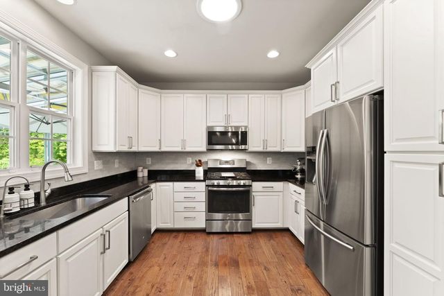 18113 LINDEN GROVE CT, Purcellville, VA 20132