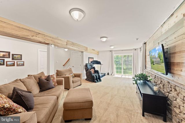 18113 LINDEN GROVE CT, Purcellville, VA 20132