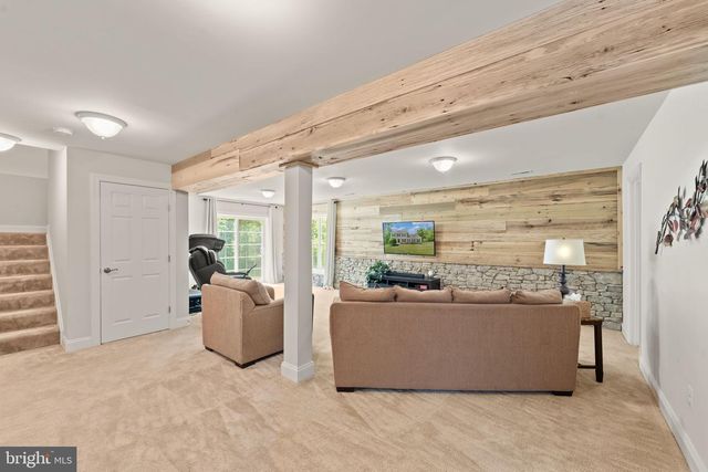 18113 LINDEN GROVE CT, Purcellville, VA 20132