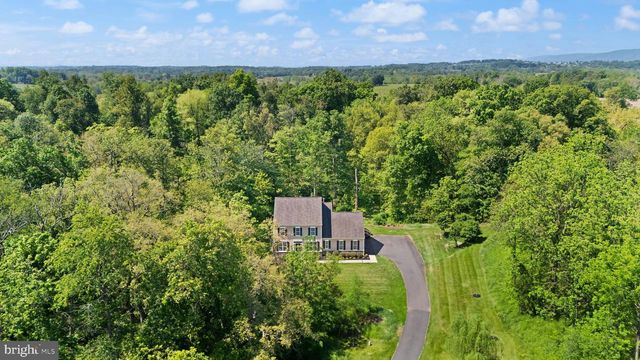 18113 LINDEN GROVE CT, Purcellville, VA 20132