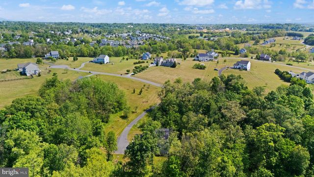 18113 LINDEN GROVE CT, Purcellville, VA 20132