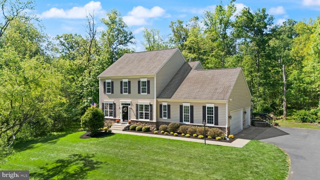 18113 LINDEN GROVE CT, Purcellville, VA 20132