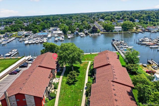 263 River Avenue 52, Patchogue, NY 11772
