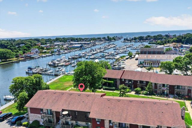 263 River Avenue 52, Patchogue, NY 11772